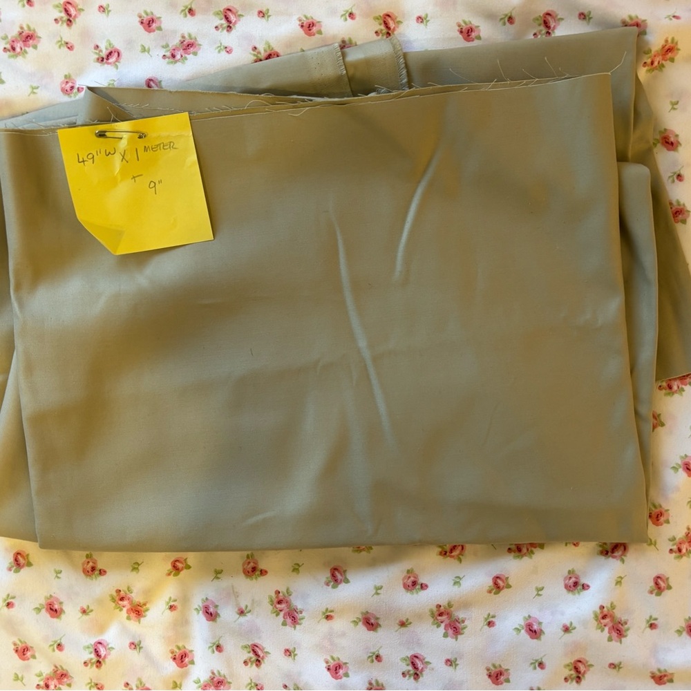🌼 3 for $20 🌼 | 
Olive Green Fabric Material